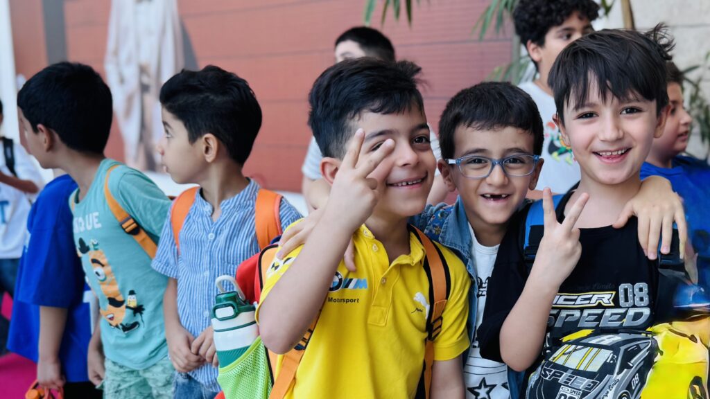 اردوی بازی سنتر زنگ زبان